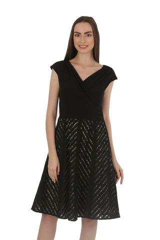 Jessica Simpson Women's Sleeveless Lace Midi Dress