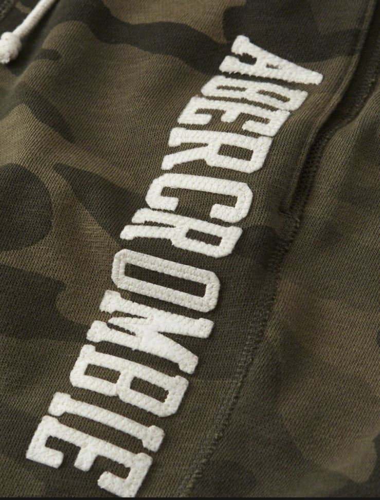 Abercrombie & Fitch Camo Logo Sweatpants